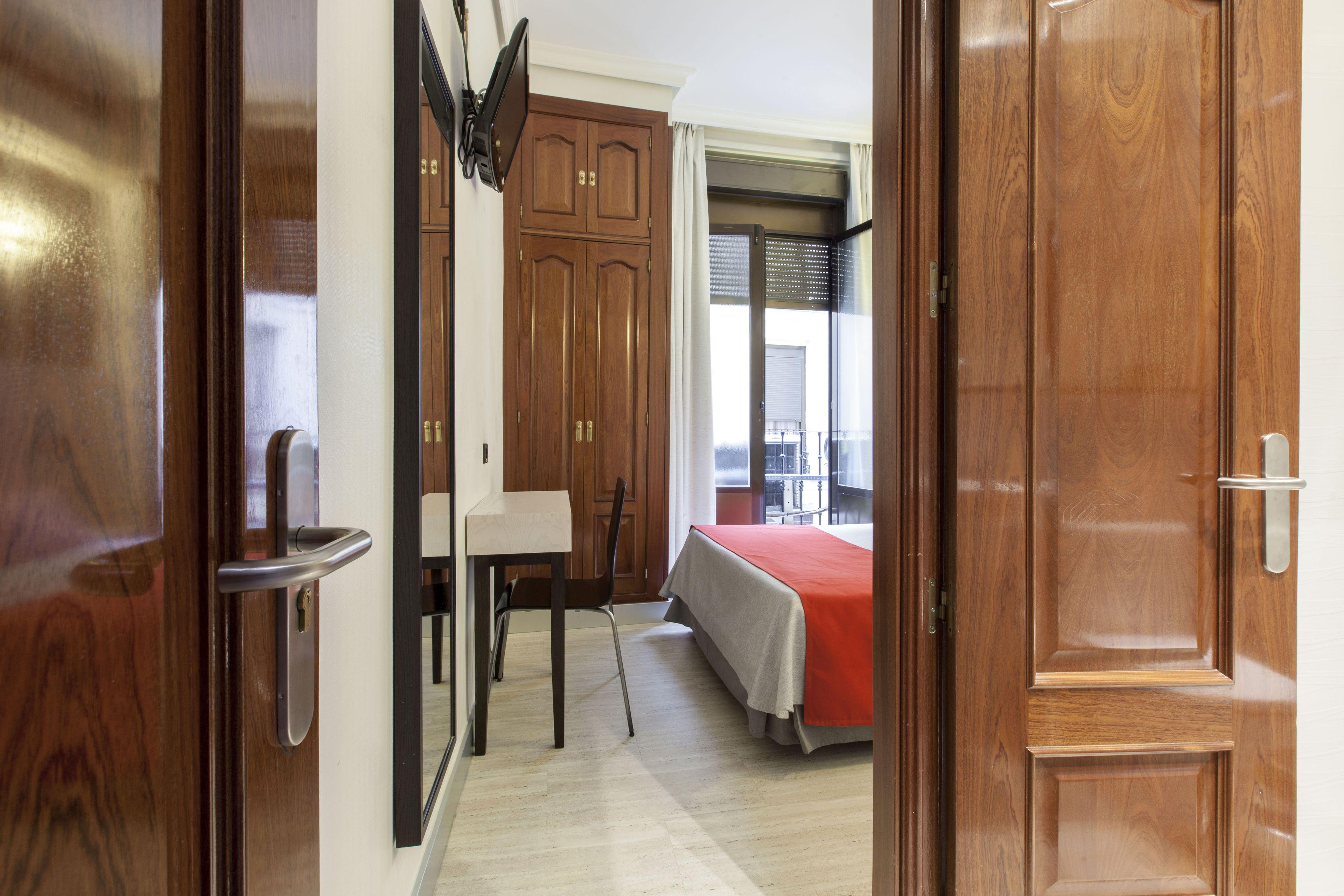 Hostal Castilla I Atocha — Fotos 3